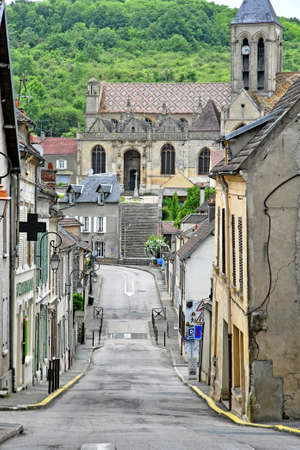 Vetheuil; France - august 6 2018 : the picturesque village in summerのeditorial素材