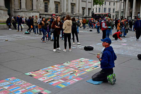 London; England ; may 3 2019 : chalk drawing on the Trafalgar Squareのeditorial素材