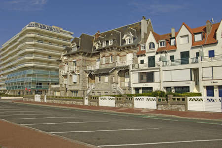 Le Touquet Paris Plage, France - April 3 2017: the picturesque waterfrontのeditorial素材
