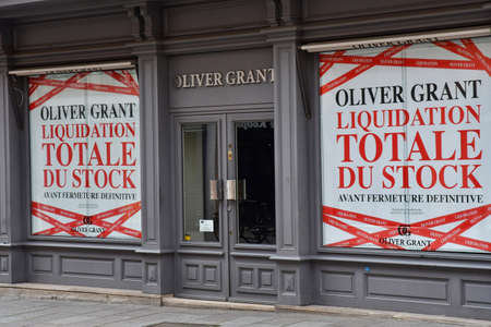 Strasbourg, France - August 28 2021: Clearance stock sign on a shopのeditorial素材