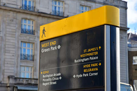 London; England - October 21 2021: road sign in the Hyde Park districtのeditorial素材