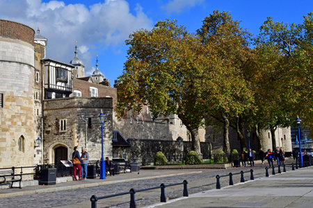 London; Hampstead; England - October 21 2021: the Tower of London built in 1066のeditorial素材