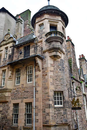 Edinburgh,Scotland - october 21 2021: the old picturesque cityのeditorial素材