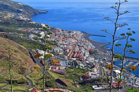 La Palma, Canary Islands - March 15 2024: Santa Cruz de la Palma view from the Mirador de la Conceptionのeditorial素材