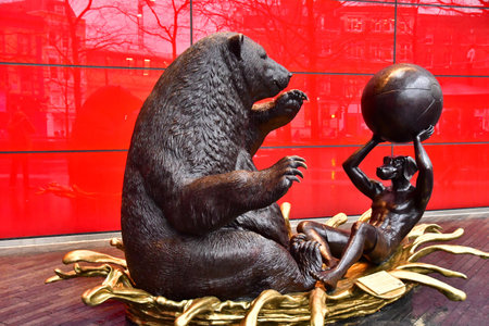 London, England - December 15 2023: bear sculpture in the South Bank districtのeditorial素材