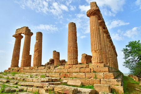 Sicily, Italy - March 8 2025: temple of Hera in the Valley of the Templesのeditorial素材