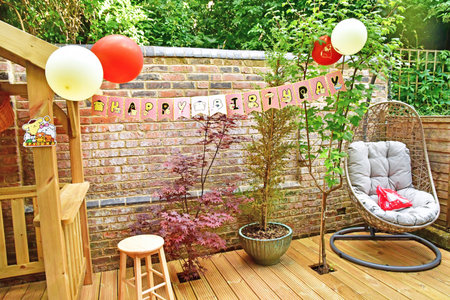 London; England - June 29 2025: small garden in the Gospel Oak districtのeditorial素材