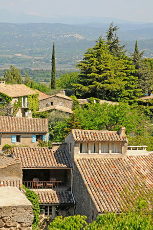 Oppede, France - August 18 2016: the picturesque villageのeditorial素材