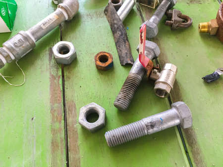 Screw the nut on the water supply.Tools