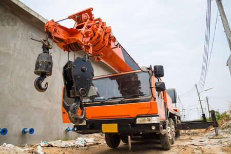 Boom Truck, crane truck hydraulic control.