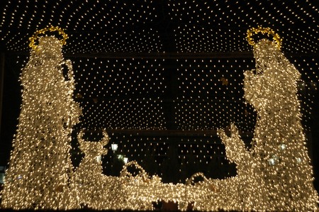 LIGHTING CHRISTMAS IN BETHLEHEM GRANADA PORTAL