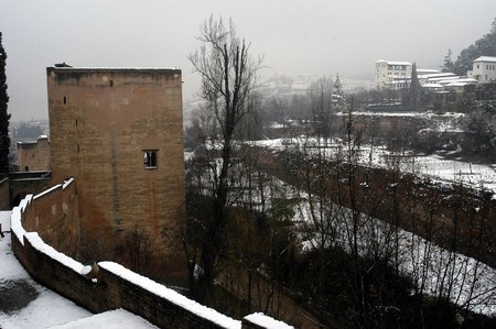 View of Alhambra with snow in Granadaのeditorial素材