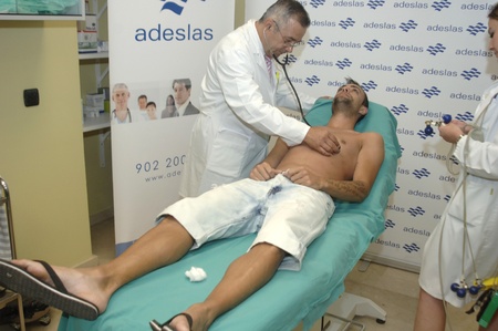 medical examination of granada cf players for the 2011-2012 season dani benÃ­tez 18/07/2011のeditorial素材