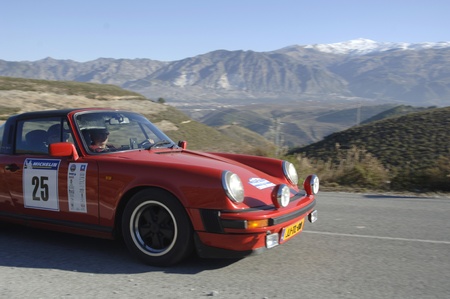 rally of classic cars of the first snow of the Sierra Nevada, between Shell and Saleres stretch. 26/11/2011のeditorial素材