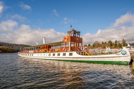 windermere steamer tern on bowness bay lake districtのeditorial素材