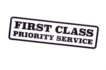 UNITED KINGDOM BEETHAM - 9TH APRIL 2020 official first class priorty service letter Covid 19のeditorial素材