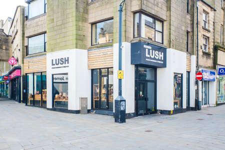United Kingdom, Lancaster 9th April 2020 UNITED KINGDOM, LANCASTER - 9TH APRIL 2020Lush is a popular UK fresh handmade products store.のeditorial素材