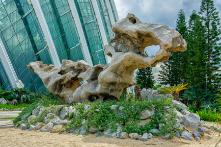 Scuplture at Gardens By The Bayのeditorial素材
