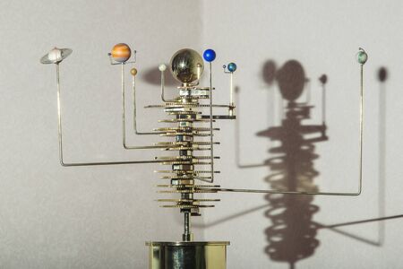 mechanism of the solar system planets