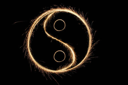 sparkler ying yangの写真素材