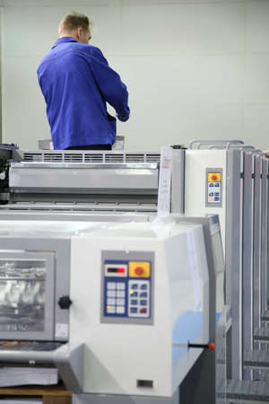 the service personnel of printed equipment 2