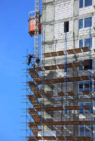 Building in scaffolds