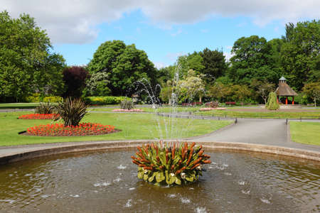 Fountain, lawn, arbor in St. Stephen's Green in Dublin, Irelandの写真素材