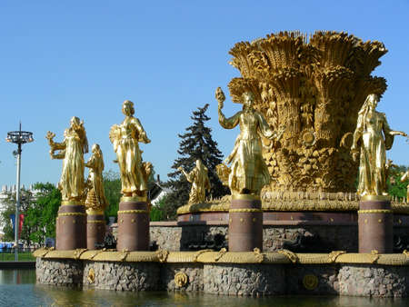 The People's Friendship fountain (work by architects K. Topuridze and G. Konstantinovsky) at All-russian exhibition centre (VDNKH) at Moscow, Russia. Fountain symbolises 15 Soviet Republics.の写真素材