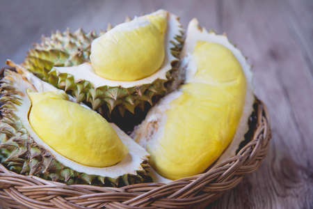Ripe durian ready to eat, Thailandの写真素材