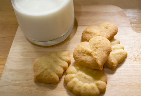 butter cookies with milk ready for serve, crispy chip snack dairy freshness bakery photography for food sweet dessert background useの写真素材