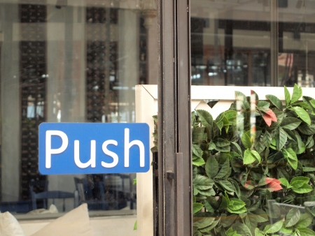 push sign の写真素材