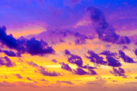 Sunset with sun raysの写真素材