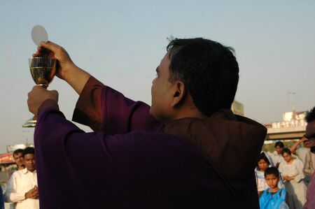 KARACHI/PAKISTAN_ Pakistani catholics commmunity celebrate soul day at christian cemetary Gora Quberistan today on 2 Nov. 2012        のeditorial素材