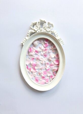 Rose petals in Vintage Frameの写真素材