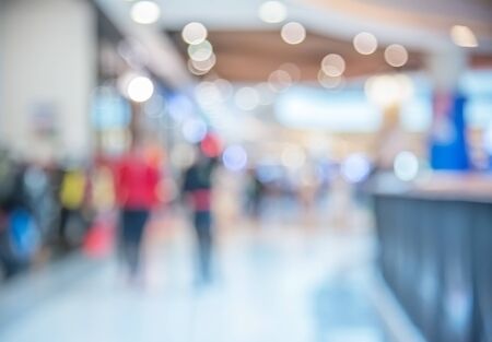 Blur shopping mall with bokeh background