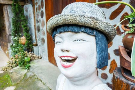 CHIANG MAI, THAILAND - OCTOBER 2 : Statue children laugh at mae kampong village for Nature tourism on October 2, 2016 in Chiang Mai Province ,Thailandの写真素材