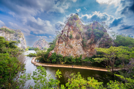 Hin Khao Ngu Park, Khao Ngu Stone Park in Ratchaburi, Thailand also call Snake Mountain. Beautiful stone mountain and lake in Ratchaburi Provinceの写真素材