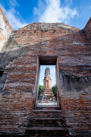 Church ruins in Wat Borom Phuttharam, Ancient temple in Ayutthaya, Thailand. They are public domain or treasure of Buddhism, no restrict in copy or useの写真素材
