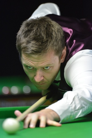 Bangkok, Thailand - SEP 5 Ricky Walden of England participates in a Sangsom Six-red World Championship 2013 at Montien Riverside Hotel on September 5, 2013 in Bangkok, Thailand のeditorial素材