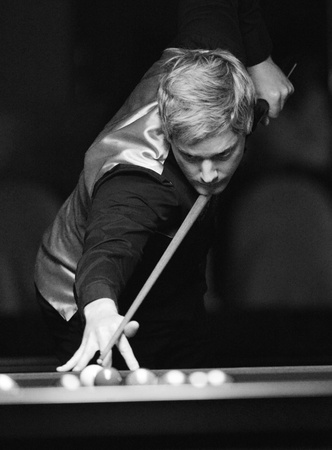 Bangkok, Thailand - SEP 6 Neil Robertson of Australia in action during Sangsom Six-red World Championship 2013 at Montien Riverside Hotel on September 6, 2013 in Bangkok, Thailand のeditorial素材