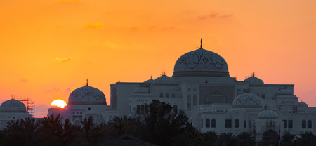 New Presidential Palace at sunset in Abu Dhabi, United Arab Emiratesのeditorial素材