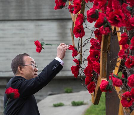 KIEV, UKRAINE - May. 08, 2015: UN Secretary General Ban Ki-moon at the opening of installation "Ukraine... War..." within the "Poppies of memory" on the Day of Remembrance and Reconciliation in Kievのeditorial素材