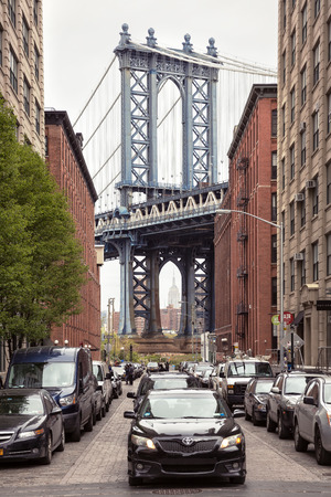 NEW YORK, USA - Apr 29, 2016: Manhattan Bridge and Empire State Building seen from Brooklyn, New Yorkのeditorial素材