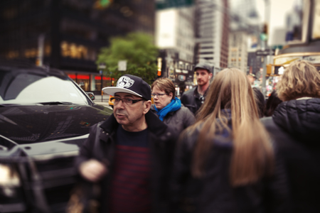 NEW YORK, USA - Apr 30, 2016: Blurred Manhattan street scene. The Americans on the streets of New York Cityのeditorial素材