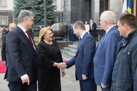 KIEV, UKRAINE - Oct. 17, 2017: President of Ukraine Petro Poroshenko and Maltese President Marie Louise Coleiro Preca during the meeting in Kiev.  Welcoming ceremony during an official visitのeditorial素材
