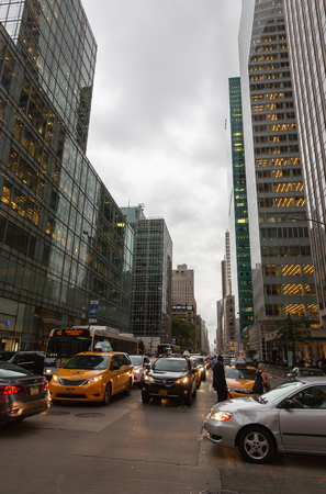 New York, USA - Sep 20, 2016: New York and New Yorkers. Manhattan street scene. The Americans on the streets of New York City in evening timeのeditorial素材
