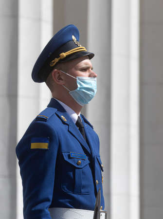KYIV, UKRAINE - Jul 16, 2020: Soldiers of the guard of honor of the Verkhovna Rada of Ukraine are serving near the parliament building (Verkhovna Rada) of Ukraine in Kyivのeditorial素材