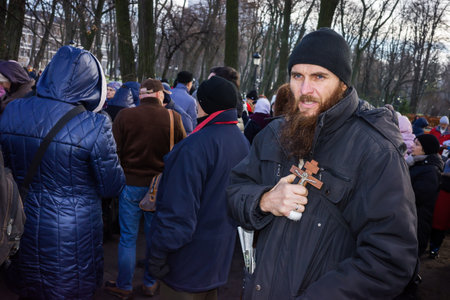 KYIV, UKRAINE - Nov. 24, 2021: Several hundred people protest against coronavirus restrictions and mandatory vaccinations.のeditorial素材
