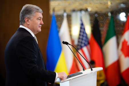 KYIV, UKRAINE - Nov. 27, 2021: Petro Poroshenko during Kyiv Security Forum. The main international forum of Ukraine to discuss the issues of war and peace, national and international security.のeditorial素材