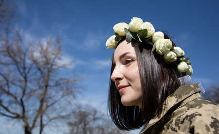 KYIV, UKRAINE - Apr. 07, 2022: War and Love. Members of the Kyiv territorial defense married in Kyiv under the laws of martial law, Kyiv, Ukraineのeditorial素材